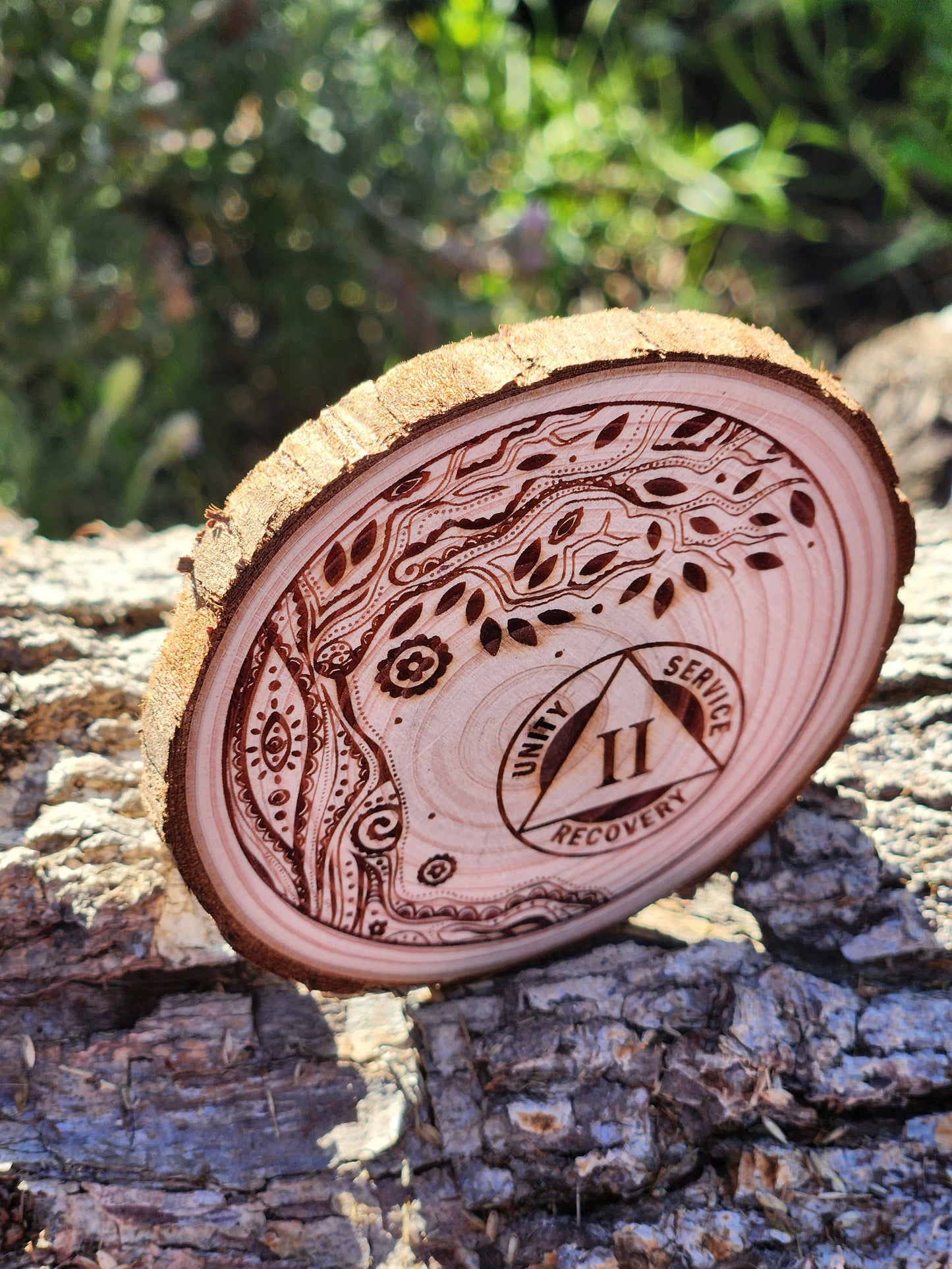 Tribal Roots Tree of Life wood medallion natural grain detail
