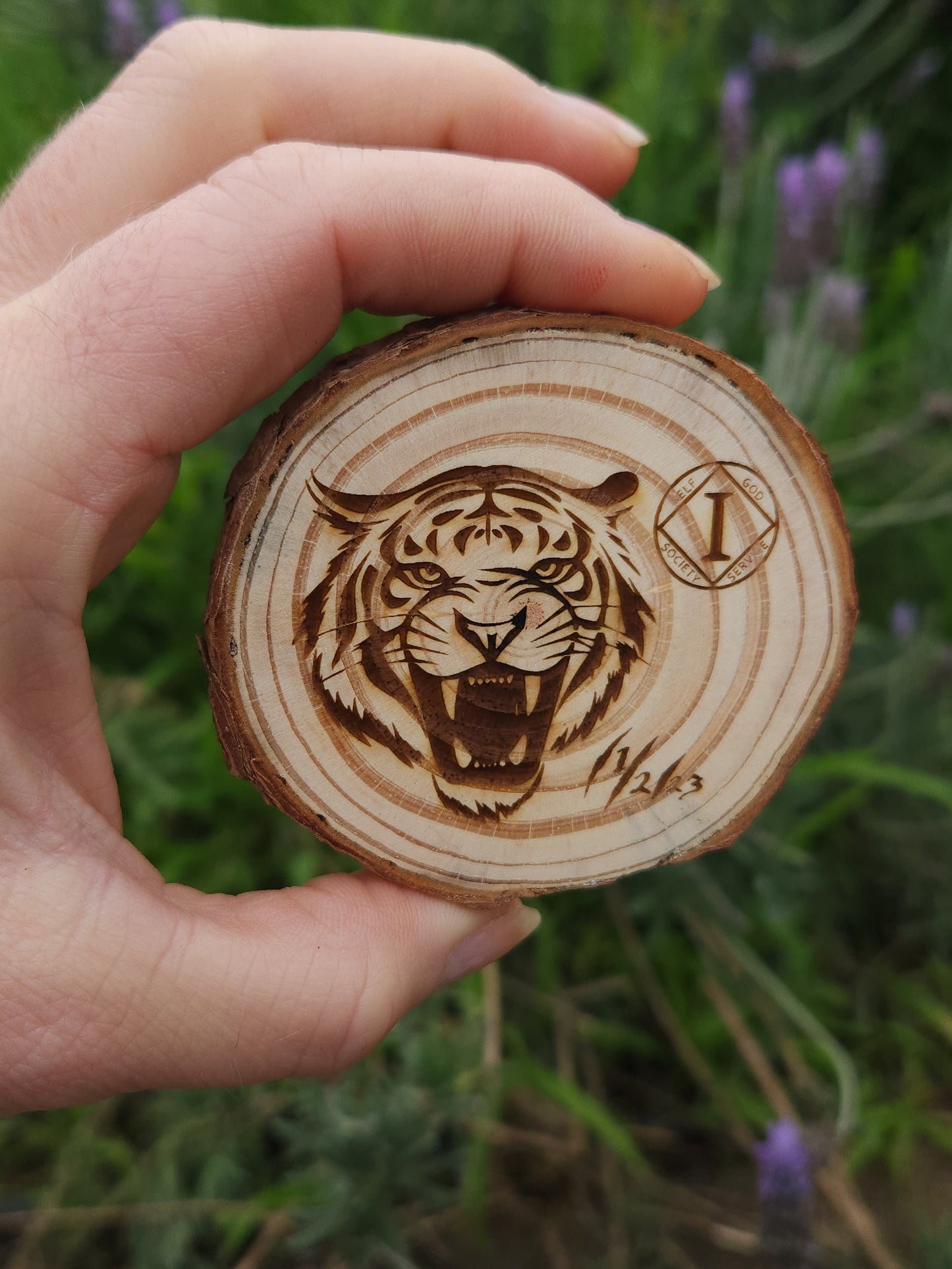 Fierce Tiger wood medallion natural grain detail