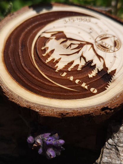 Mountain Moon personalized AA sobriety medallion front view