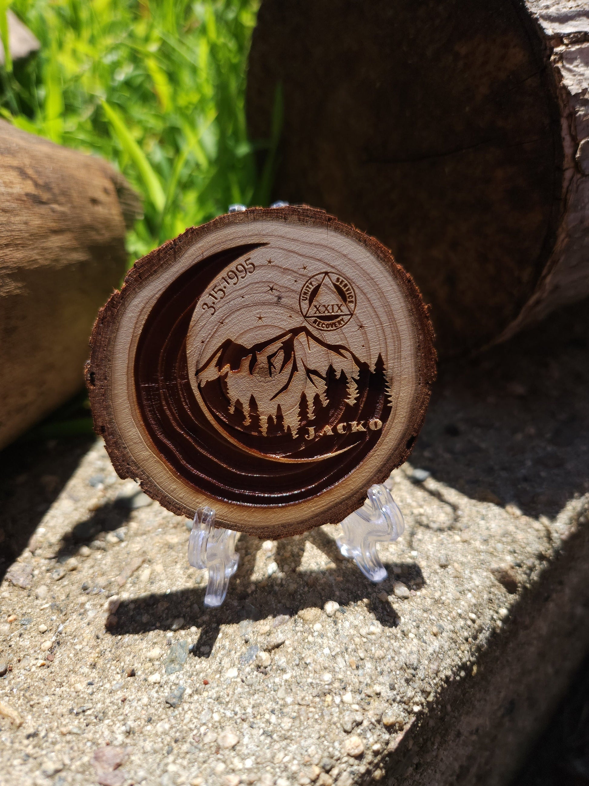 Mountain Moon wood medallion natural grain detail