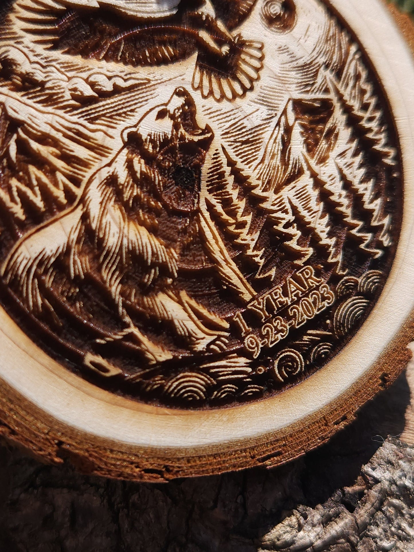 Roar & Soar personalized AA sobriety medallion front view