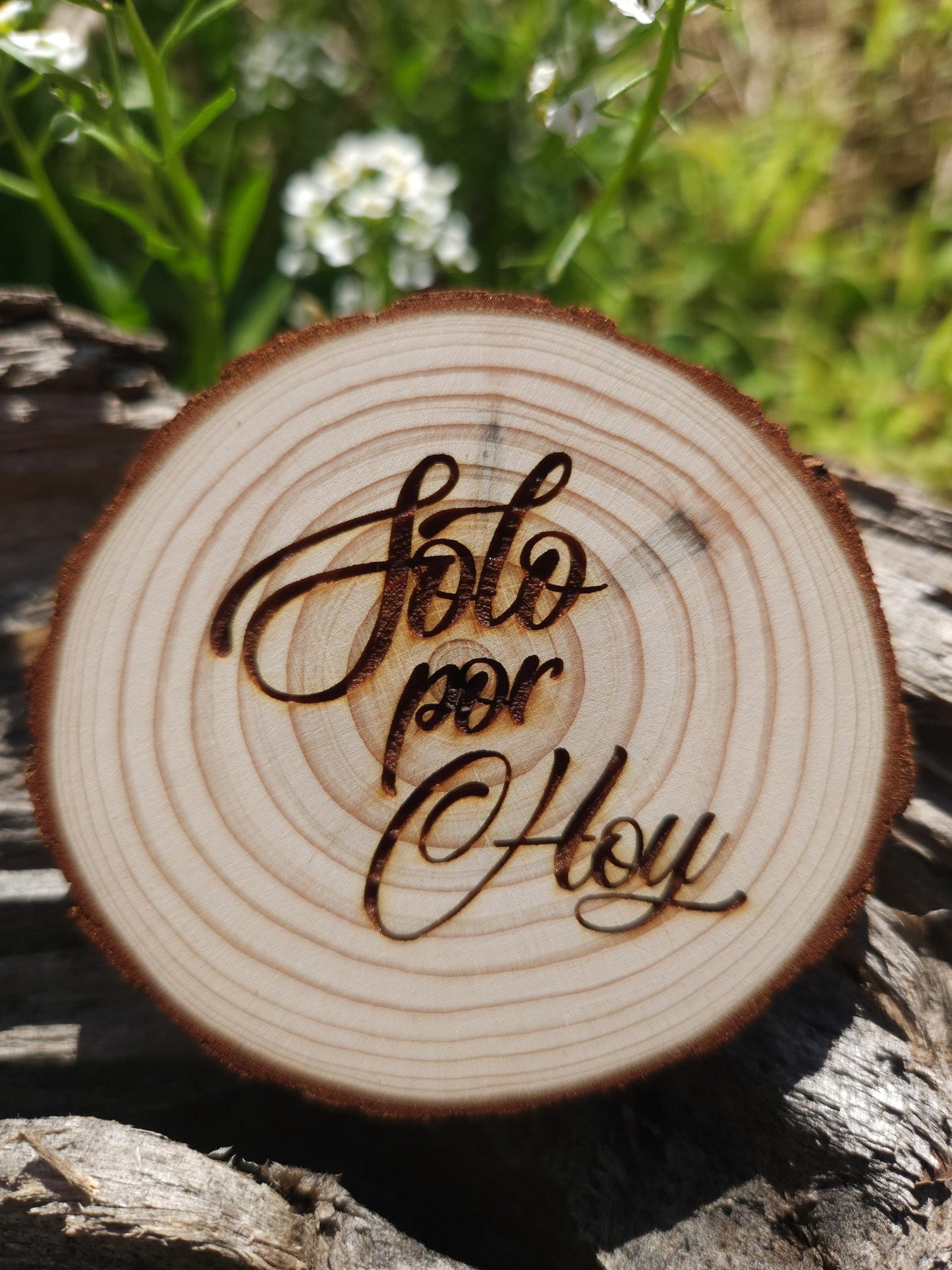 Mujer Misteriosa Spanish sobriety anniversary medallion engraved