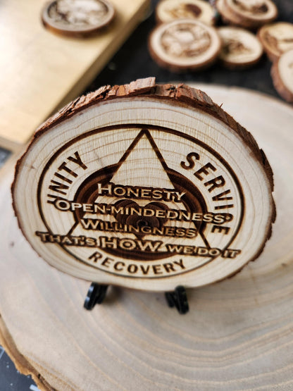 H.O.W. We Do It AA wood medallion natural grain detail