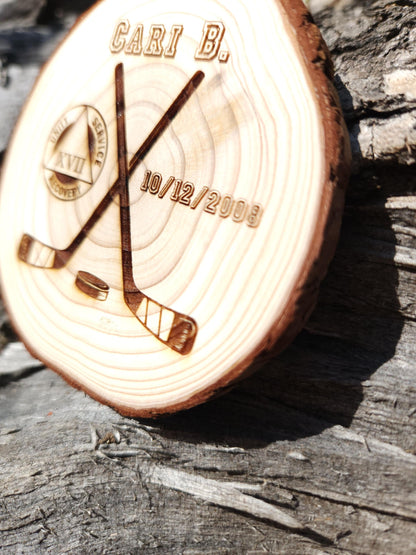 Hockey personalized AA sobriety medallion front view